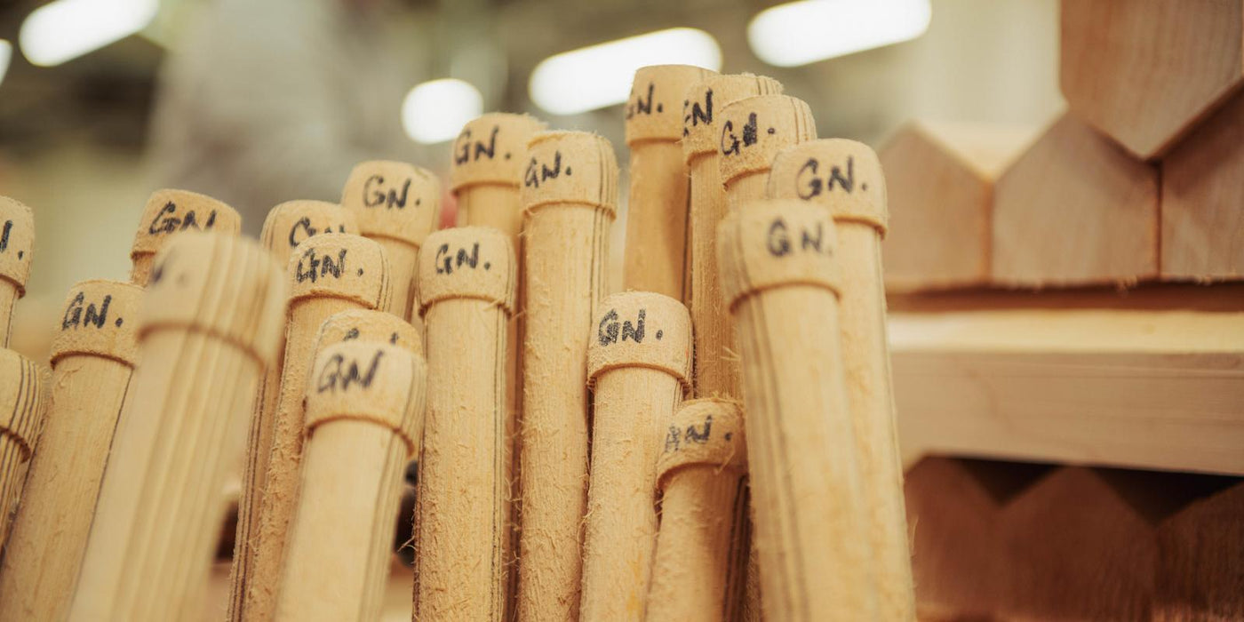 What is a laminated cricket bat?