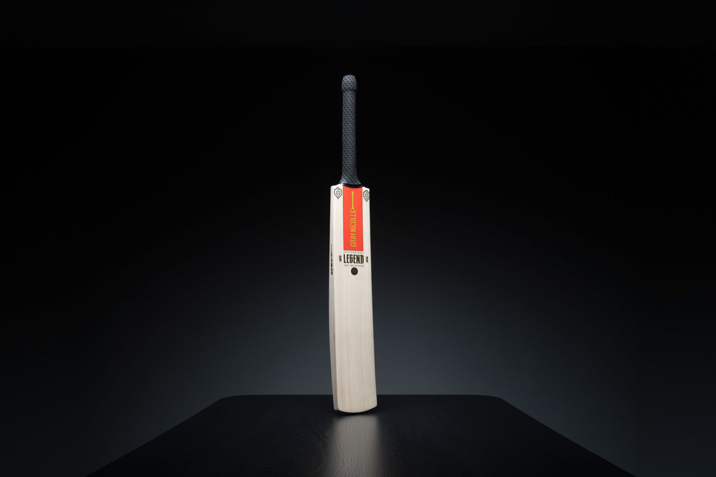 What is so good about the Gray-Nicolls Legend Cricket Bat?