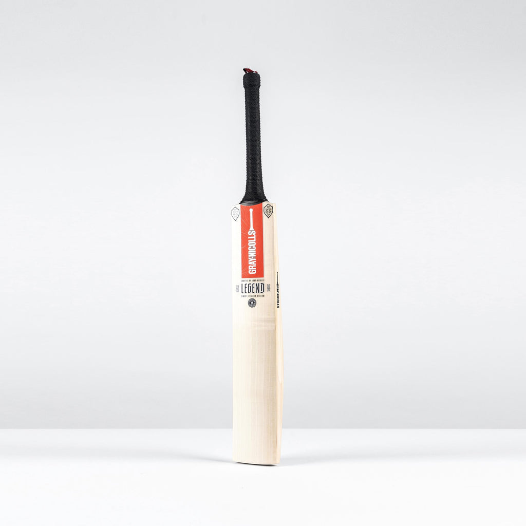Legend Silver Edition Adult Cricket Bat