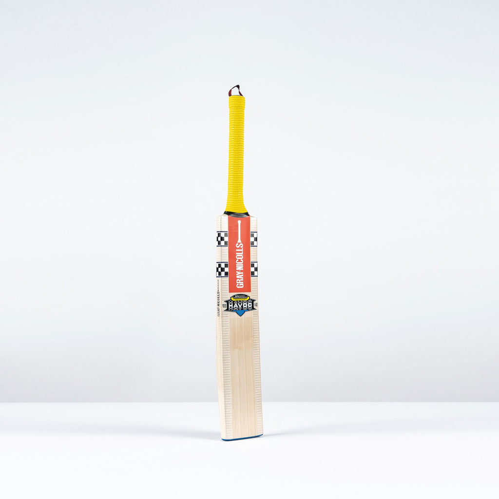 CAGH26English Willow Bats Havoc HB317 GN330+ 3 Bat, Face Right