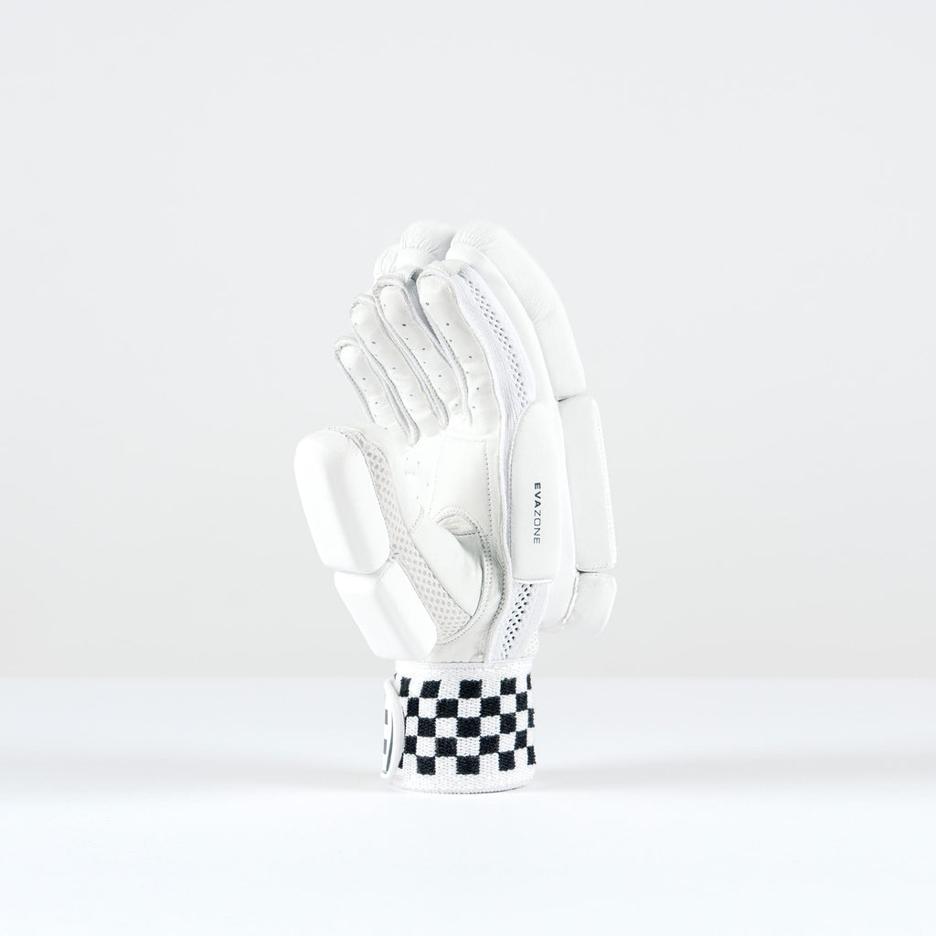 Classic Ultimate 400 Junior Batting Gloves