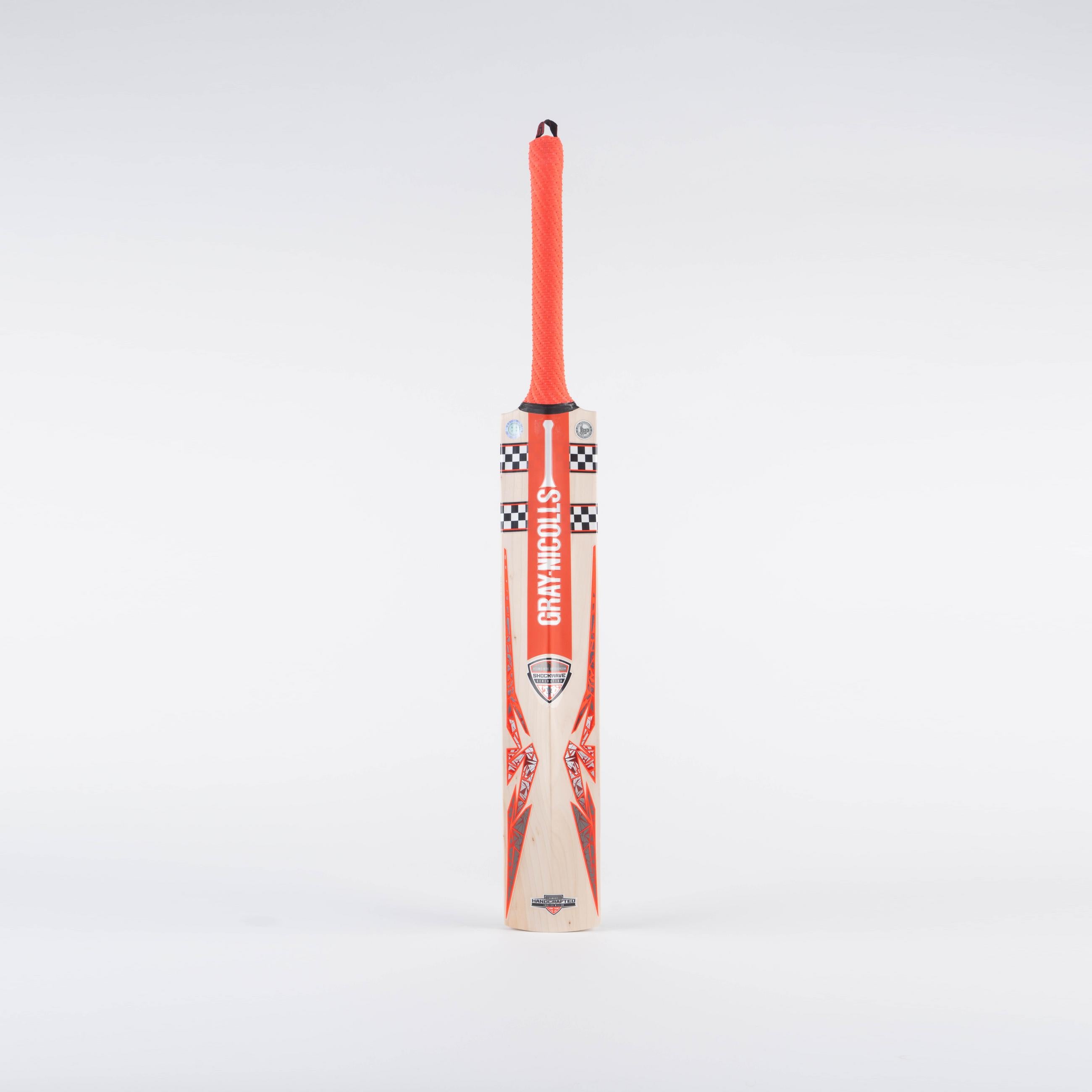 Shockwave 2.4 5 Star Junior Cricket Bat