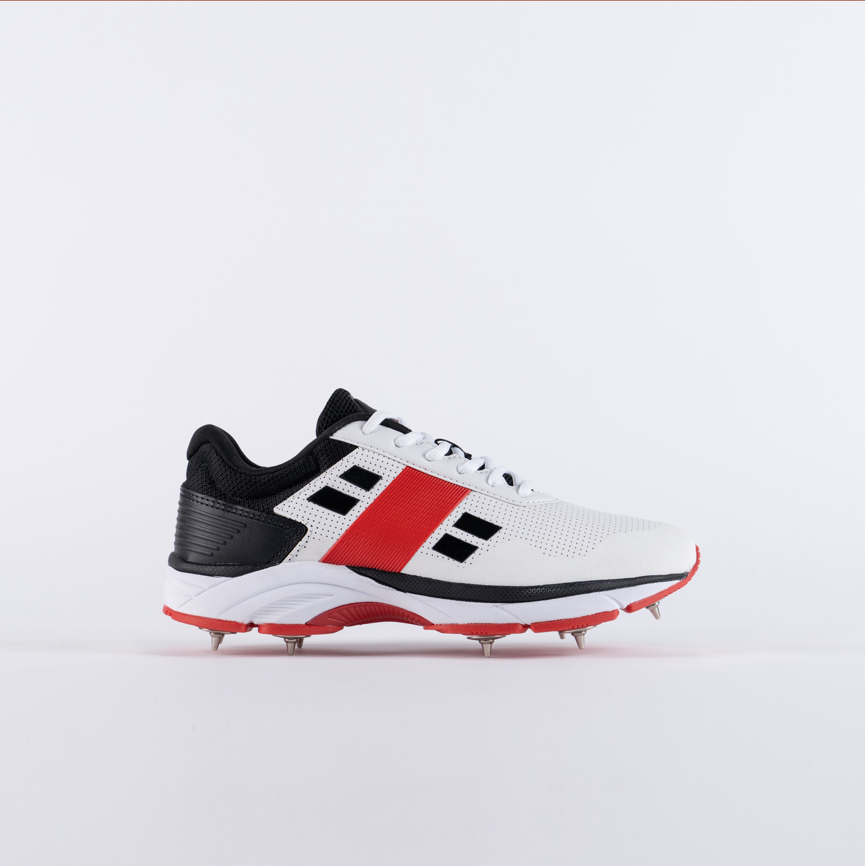 Spikes shoes sales under 5