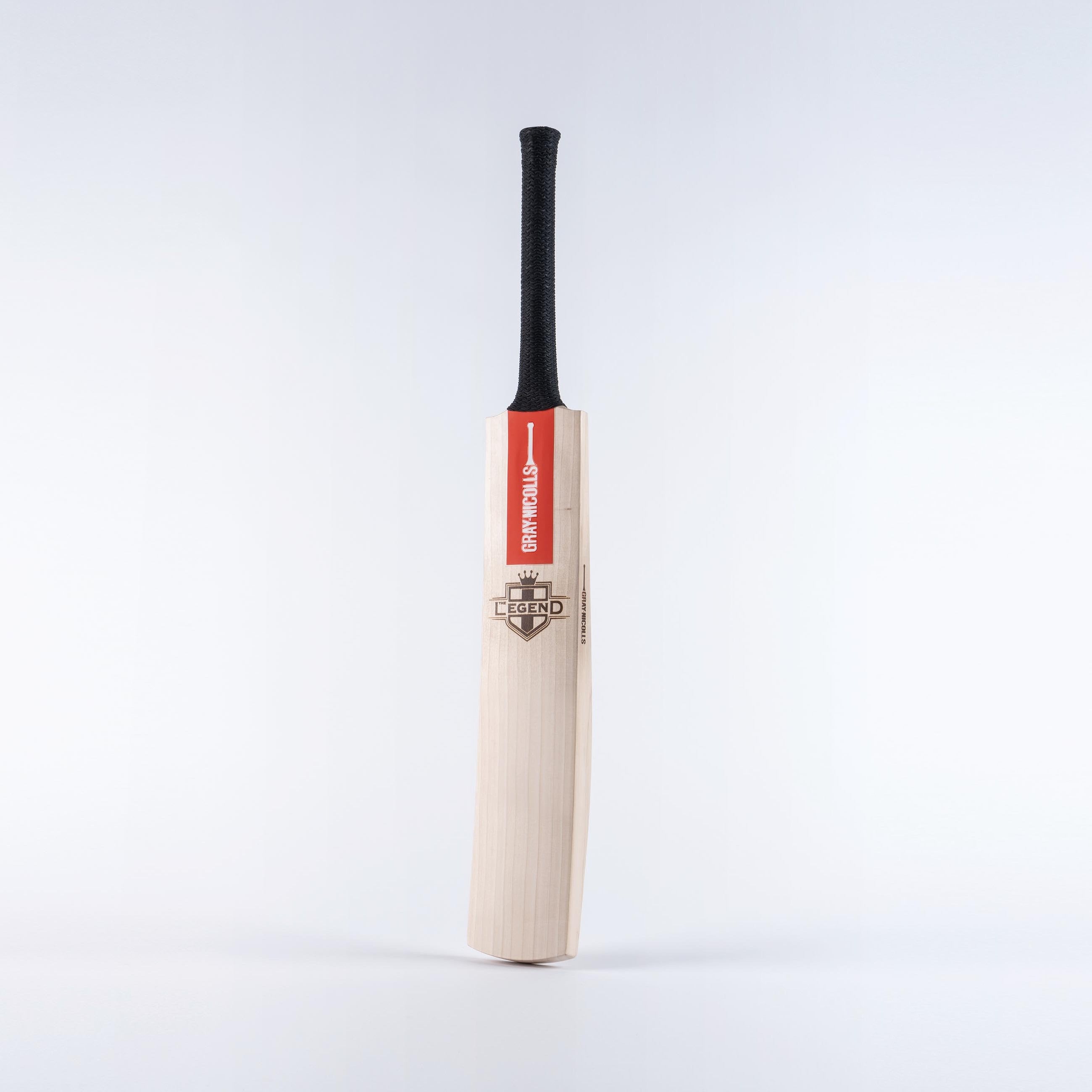 CAAA23English Willow Bats Legend Bat Front Angle