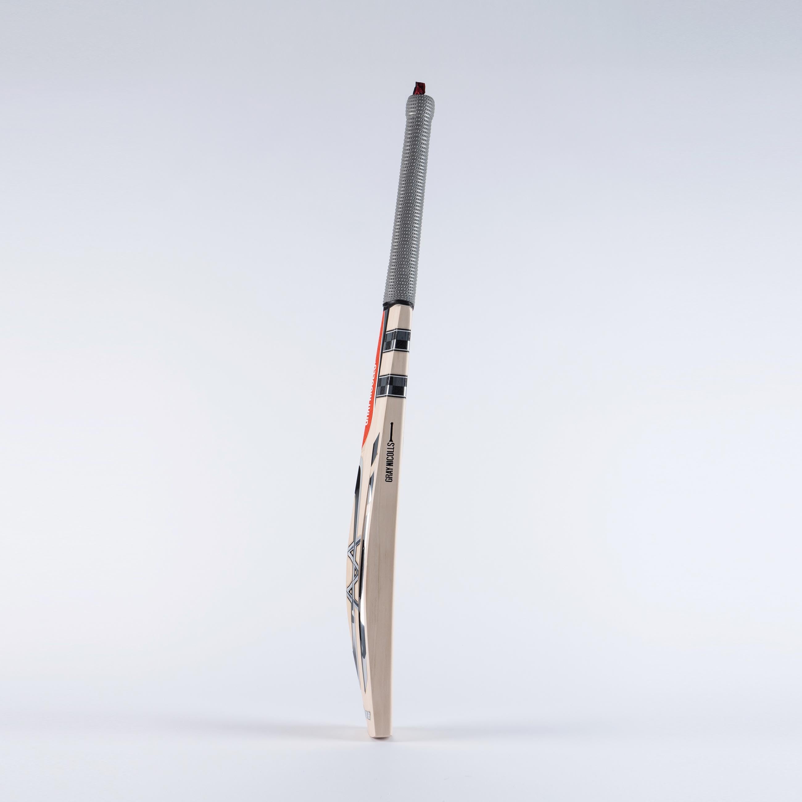 Xiphos 300 Original Junior Cricket Bat