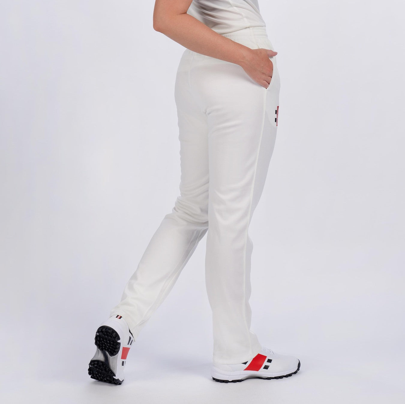 White slim fit trousers for ladies deals
