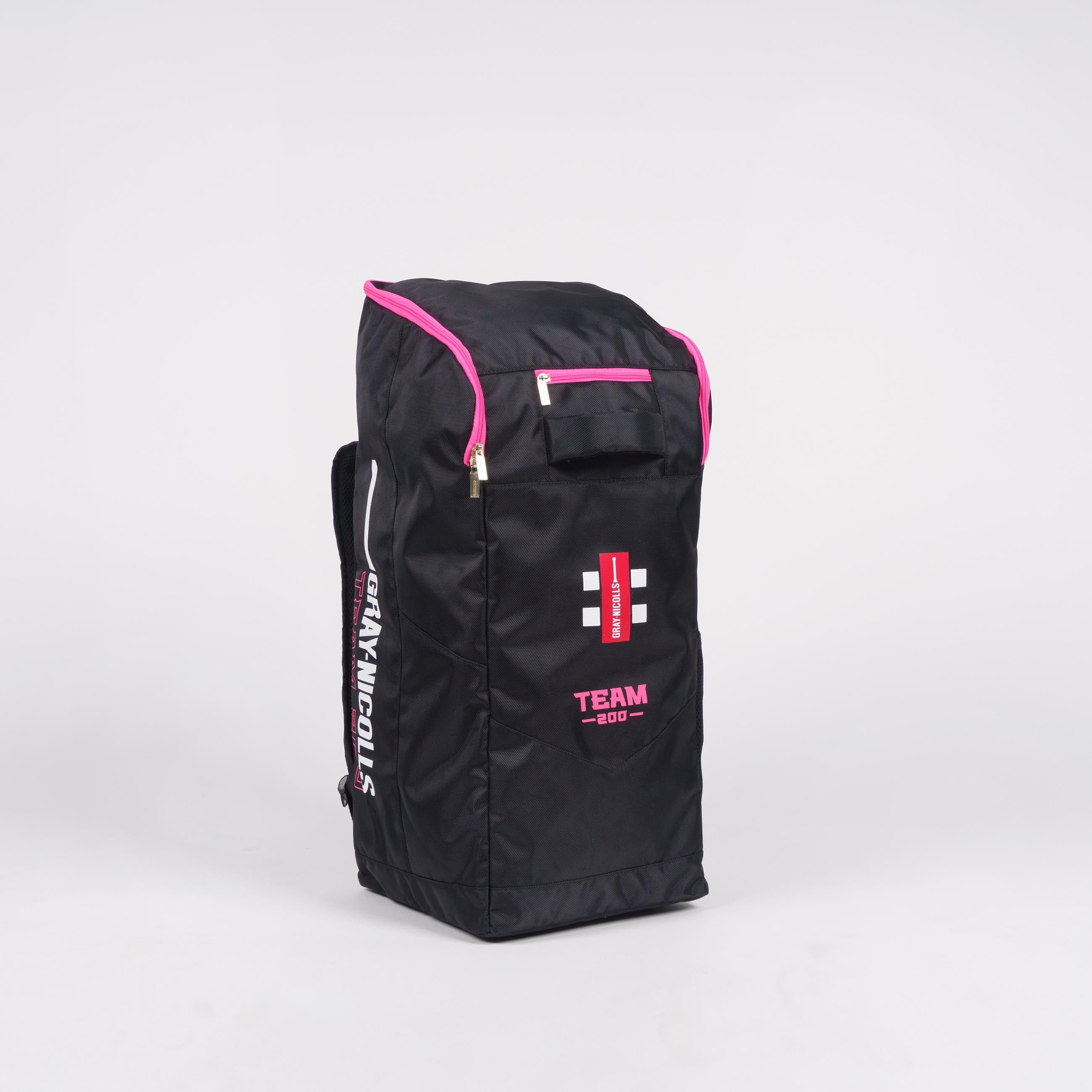 CHBG24Bags_Holdalls Team 200 Duffle Bag Black Pink Front