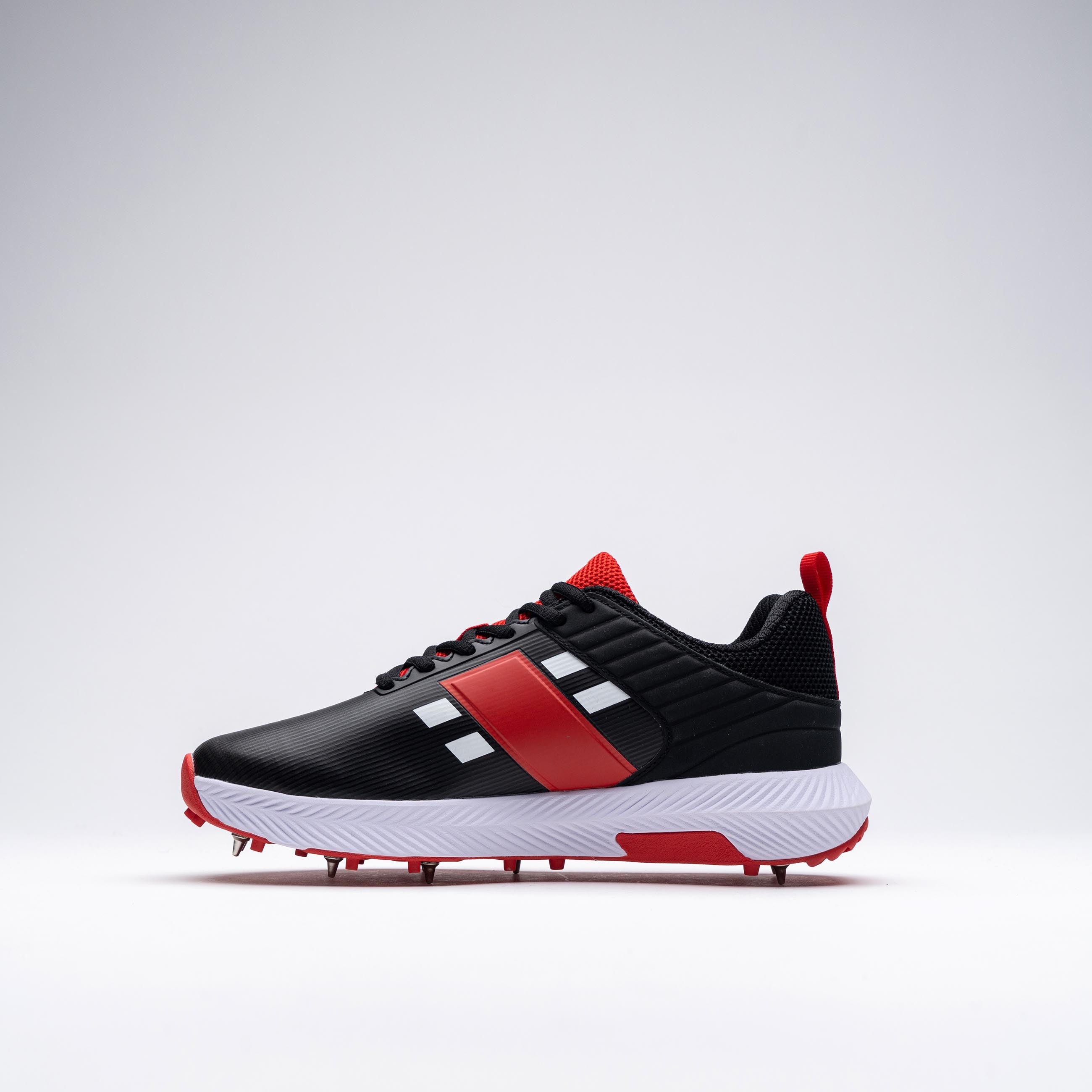 Players 3.0 Black Adult Spike Shoes